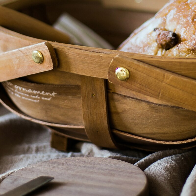 Wooden Rural Basket for Wedding Decor Wooden Rural Basket for Wedding Decor