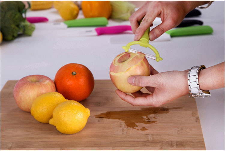Kitchen Ceramic Fruit and Vegetable Peeler