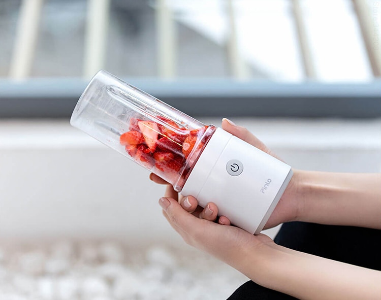 Ultra Portable Electric Juicer