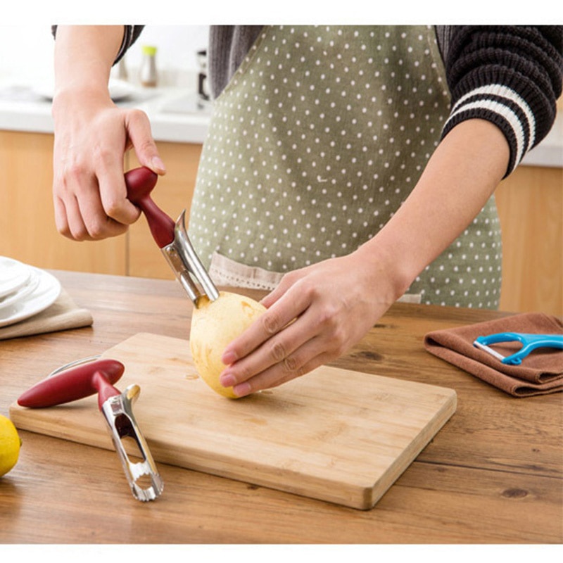 Red Kitchen Steel Fruit / Vegetable Corer